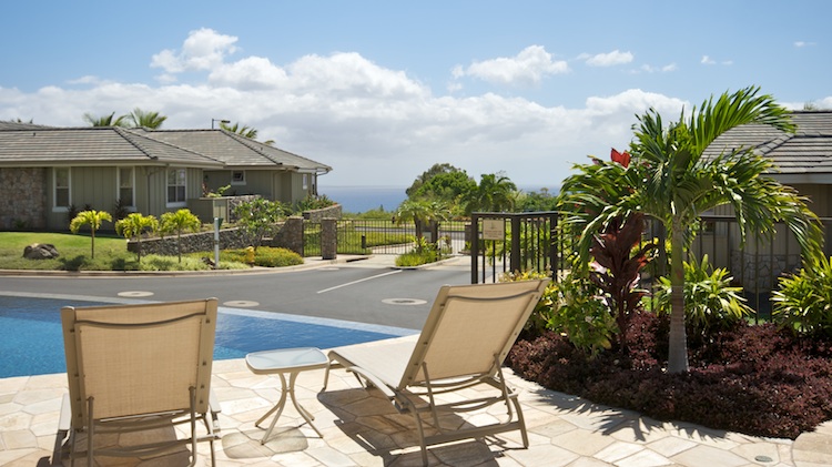 Ocean views while watching the traffic and relaxing poolside