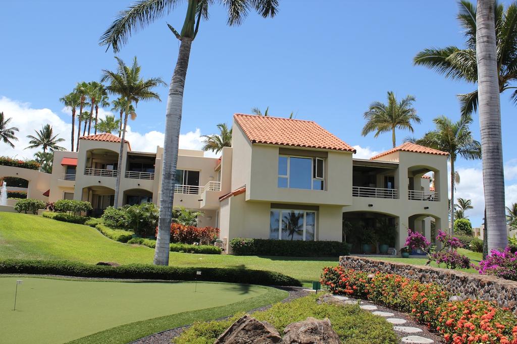 Central air, sunken living rooms, high ceilings and granite counter-tops are in each unit