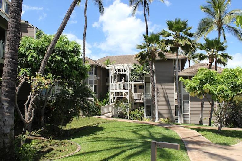 Fairways greet you on the lanai