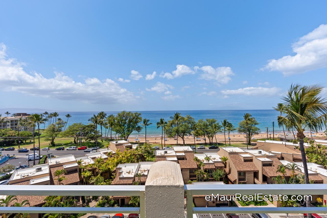 Panoramic ocean views from the rooftop amenity deck