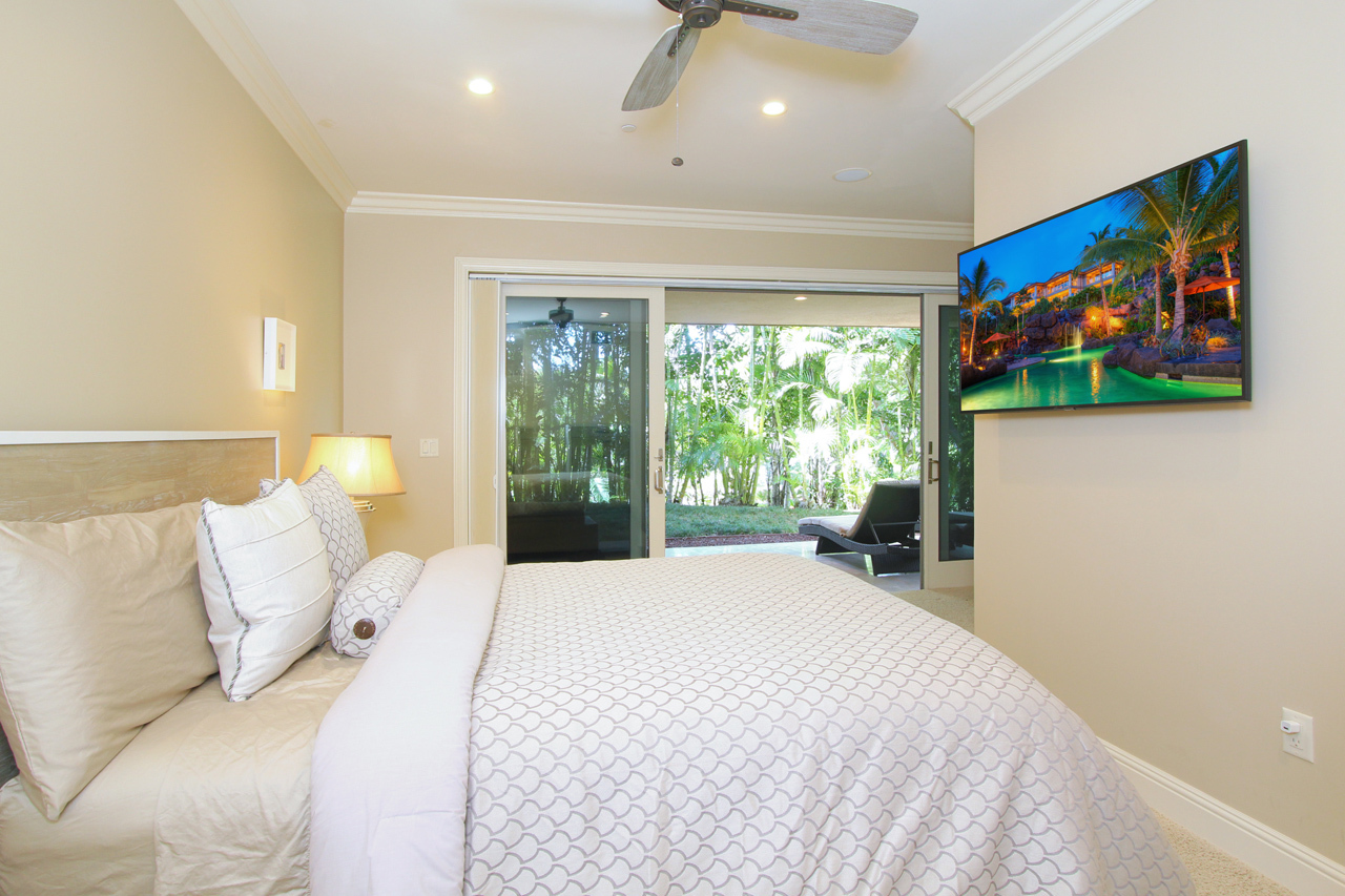 4 Bedrooms at Ho'olei: The downstairs master suite has been thoughtfully divided up into two bedrooms, this photos shows the 3rd bedroom, each with lanai access!